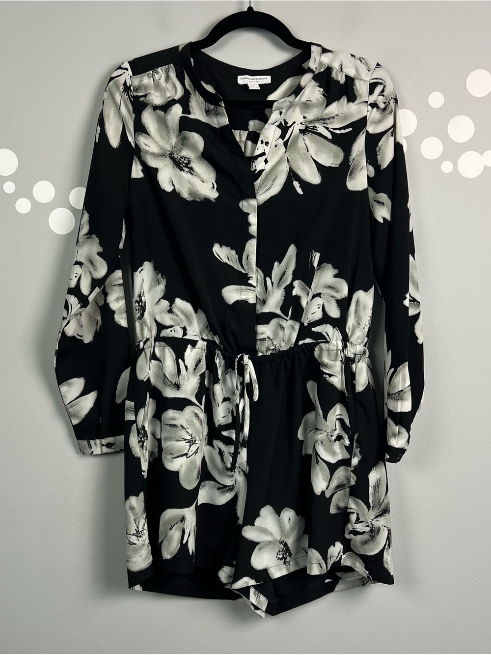 Katherine Barclay Floral Romper Size 6 Long Sleeve Tie Waist